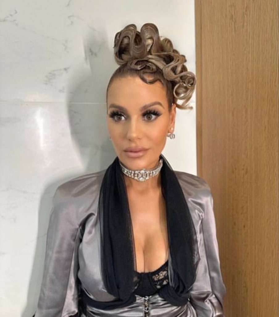 dorit-kemsley-real-housewives-of-beverly-hills-season-13-confessional-look