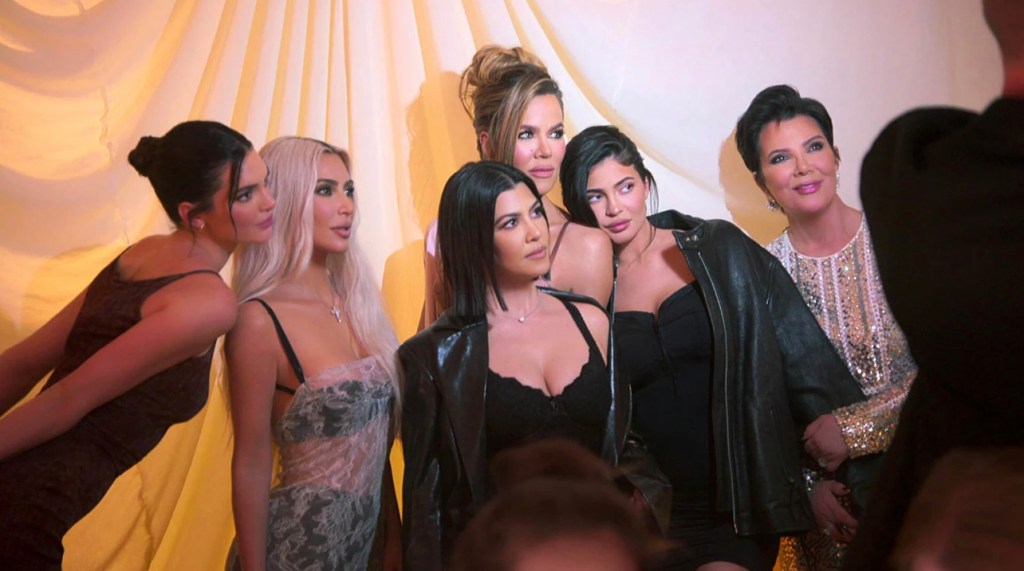 See the Explosive  Kardashians Season 4&nbsp;Trailer